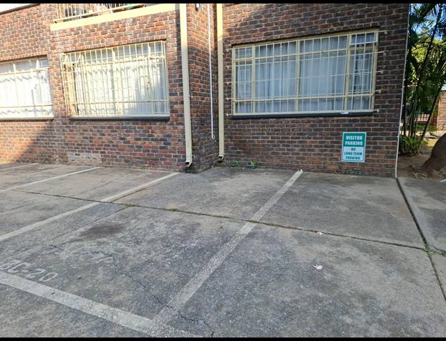 3 BEDROOM APARTMENT FOR SALE IN SUNNYSIDE